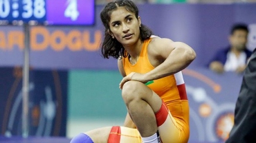 Vinesh wins opener but loses to Japanese in 2nd, medal hope still alive Other 3 Indian girls disappoint big time