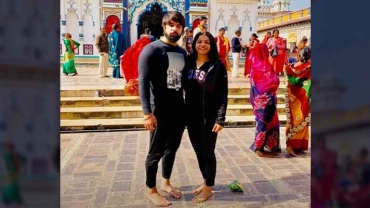Sakshi Malik, husband Satyawart visits Janaki temple in Nepal, check the pics