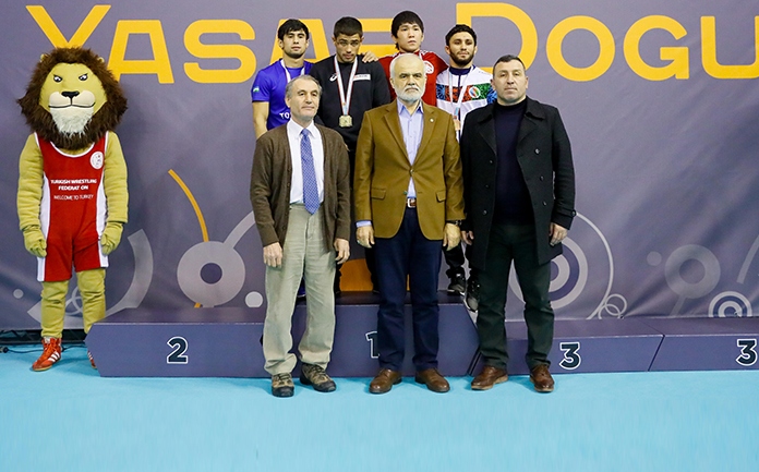 Yasar Dogu Wrestling: Rio Olympic medallist wins gold as wrestlers from Turkey dominate day 2