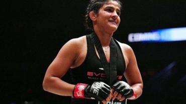 Ritu Phogat promises to roar loudly against MMA world champ in Singapore