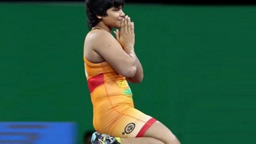 Asian Wrestling Championships Day 3: Divya Kakran wins gold medal, 3 more Indian women make it to finals