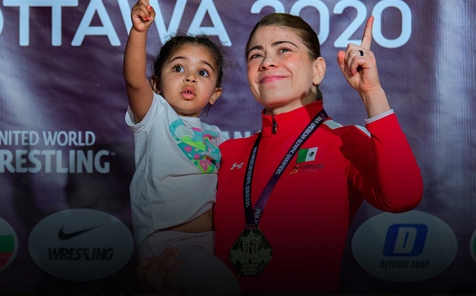 Wrestling News : Meet 3 in 1 wrestler, she is mother, doctor and now about to be Olympian