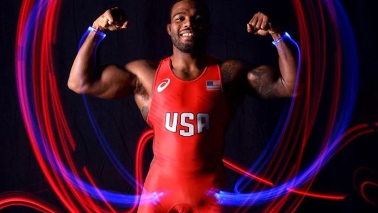 Social Room: Now Olympic champ Burroughs take dig at world champ Chamizo