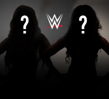 WWE announces a match between 2 legendary superstars next week