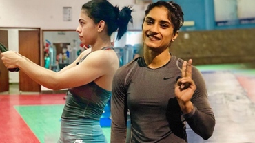 7 wrestlers including Vinesh Phogat, Pooja Dhanda join women’s camp on Day 1