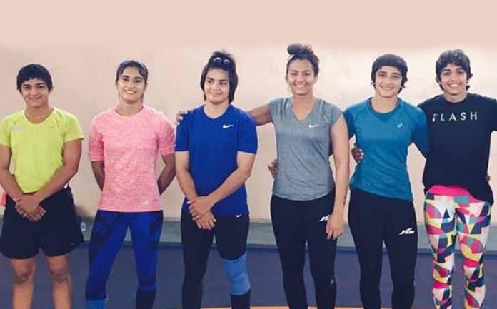 Vinesh Phogat to train with sister at women’s wrestling camp