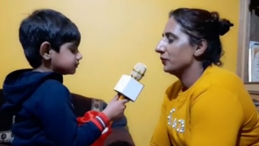 सुपर मॉम का सुपर इंटरव्यू – 3 साल की बेटी ने मम्मी गुरशरण प्रीत कौर का इंटरव्यू लिया: देखें वीडियो